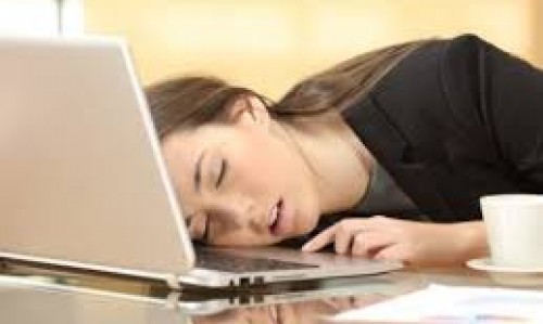 SỰ NGUY HIỂM TIỀM ẨN CUẢ CHỨNG MẤT NGỦ LÂU NGÀY